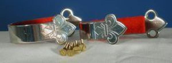 Gewehrhalter, Neusilber, graviert