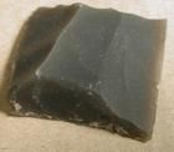 FE-70 Feuersteine aus schwarzem Flint, ca. 25x30mm